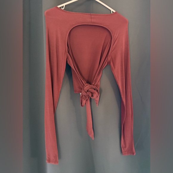 TAVI Active Long Sleeve Crop Tee | Pink | Size Medium - Picture 4 of 6